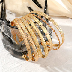 Gold Color Bracelets for Women Streetwear Goth Heart Prints