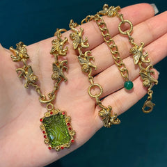Vintage Square Green Resin Pendant Necklace Relief Palac Jewelry
