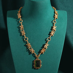 Vintage Square Green Resin Pendant Necklace Relief Palac Jewelry